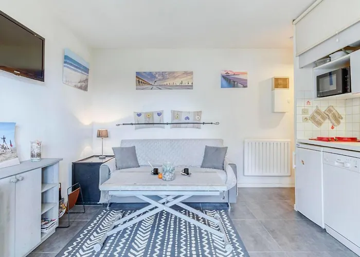 L'oree De Deauville By Interhome *